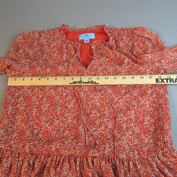 CeCe Red Floral Blouse Ruffled Hem Long Skeeves Size Small - Picture 4 of 7